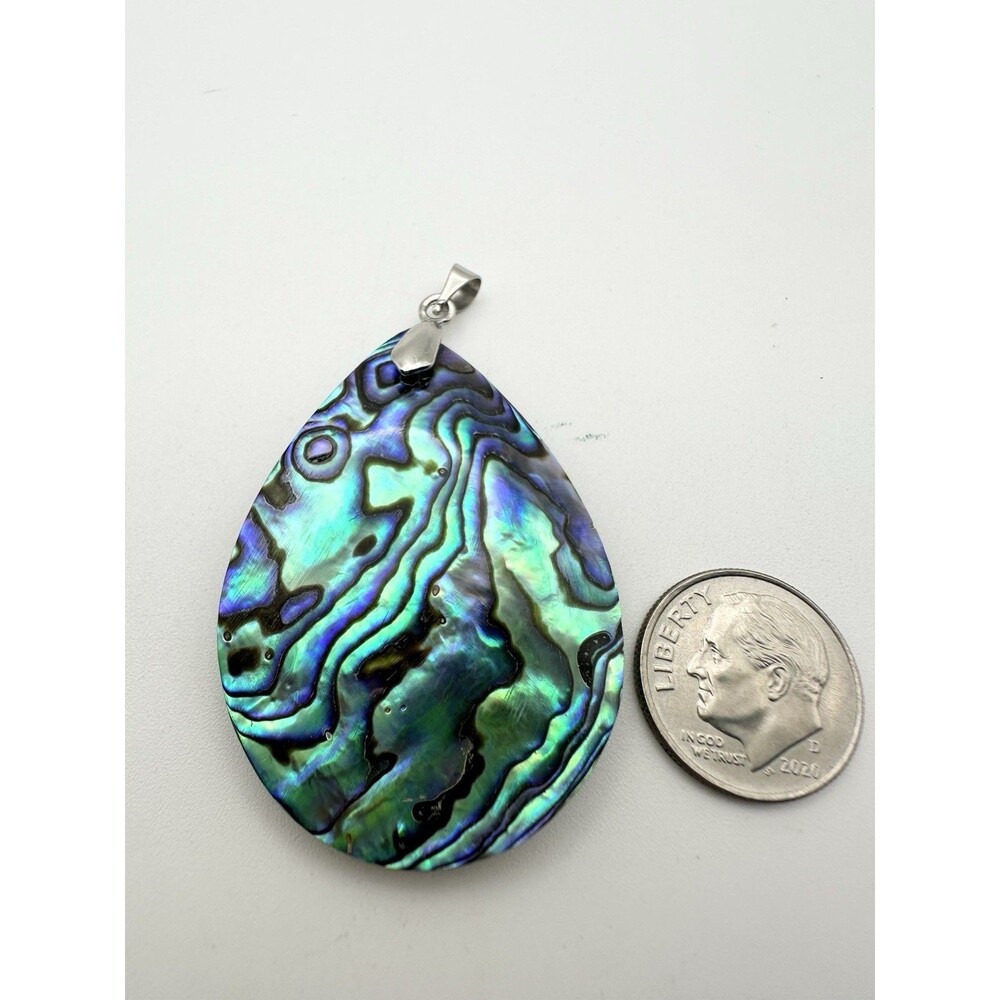 Natural Abalone Shell Pendant - Picture 3 of 5